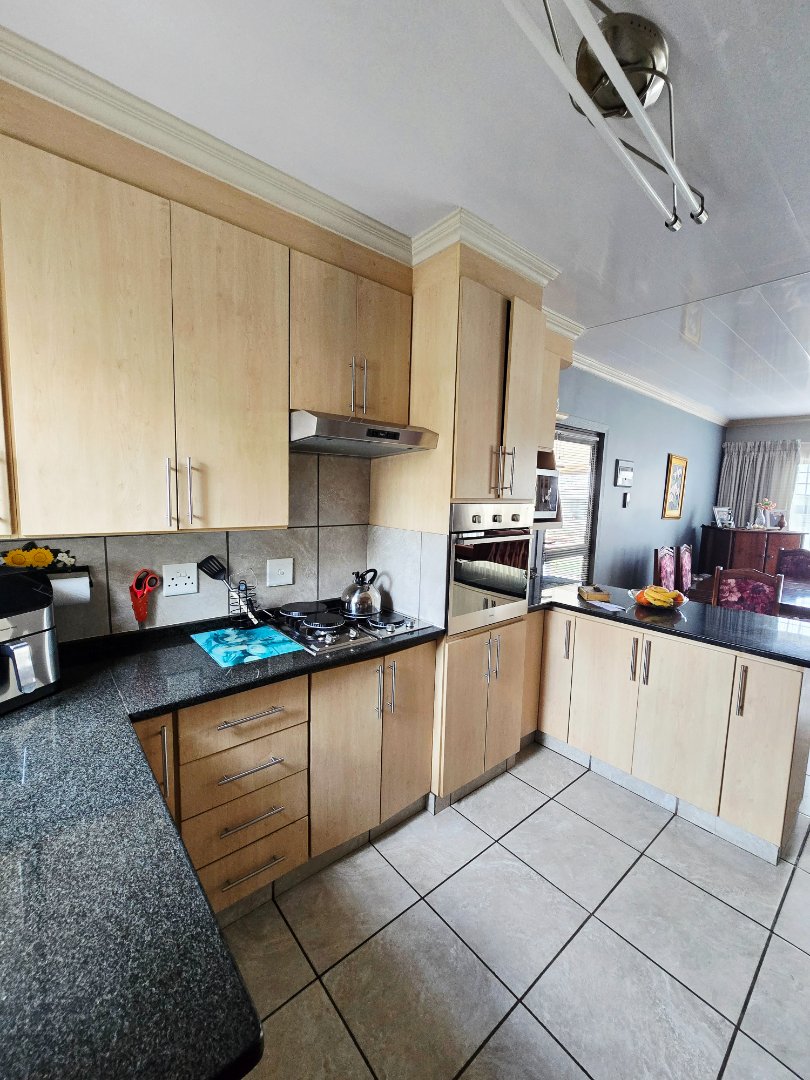 2 Bedroom Property for Sale in Wilkoppies North West
